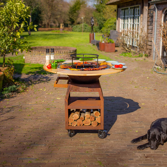 BBQ Plancha Grill Maestro Ø70cm en acier corten – Avec entourage en bois Plancha Mesa