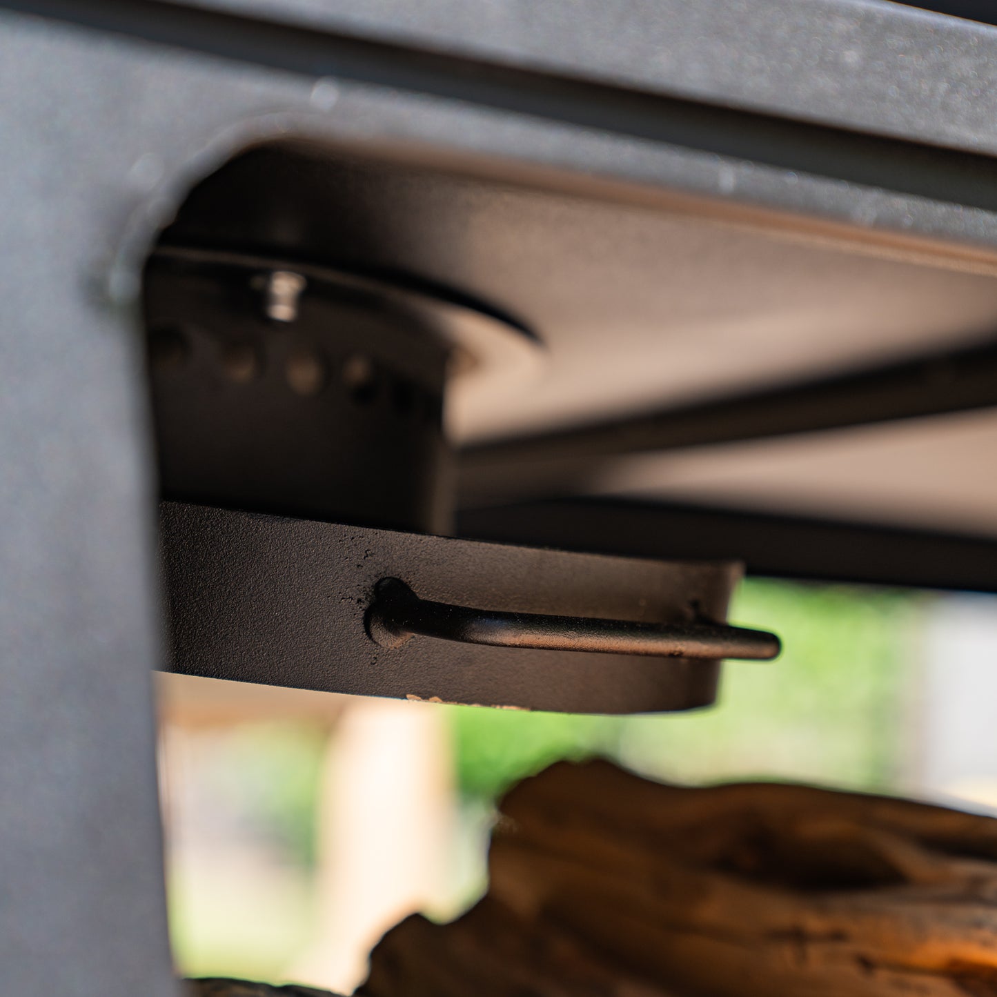 BBQ Plancha Grill Compañía - avec Housse de protection personnalisée et rangement bois 60Ø - Avec planche à découper