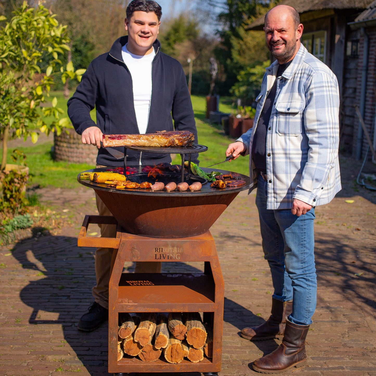 Barbecue Plancha Grill Maestro XXL Ø80cm Acier Corten - Avec tisonnier et rangement pour le bois