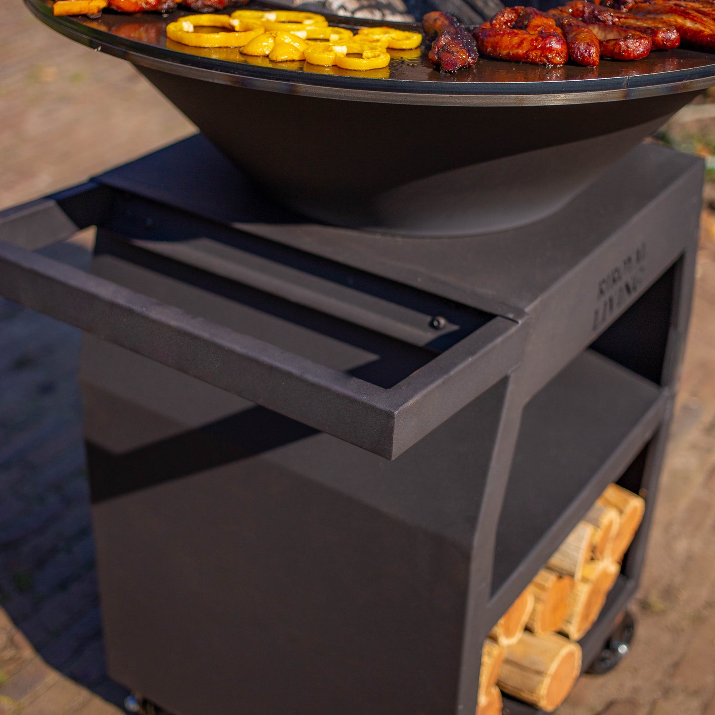 BBQ Plancha Grill Maestro Ø70cm Blackline - Avec grandes roues et compartiment à bois