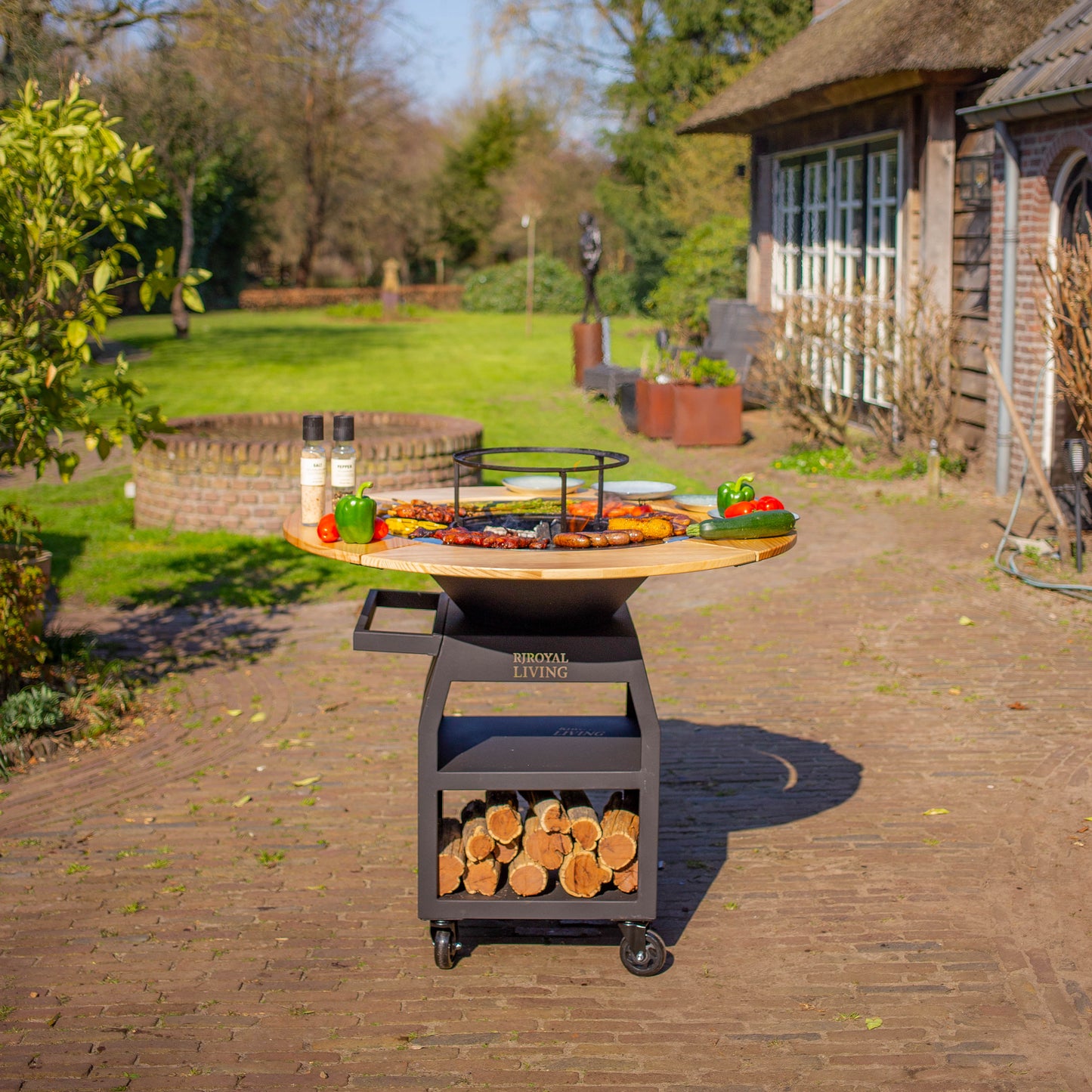 BBQ Plancha Grill Maestro Ø70cm Blackline – Avec entourage en bois Plancha Mesa