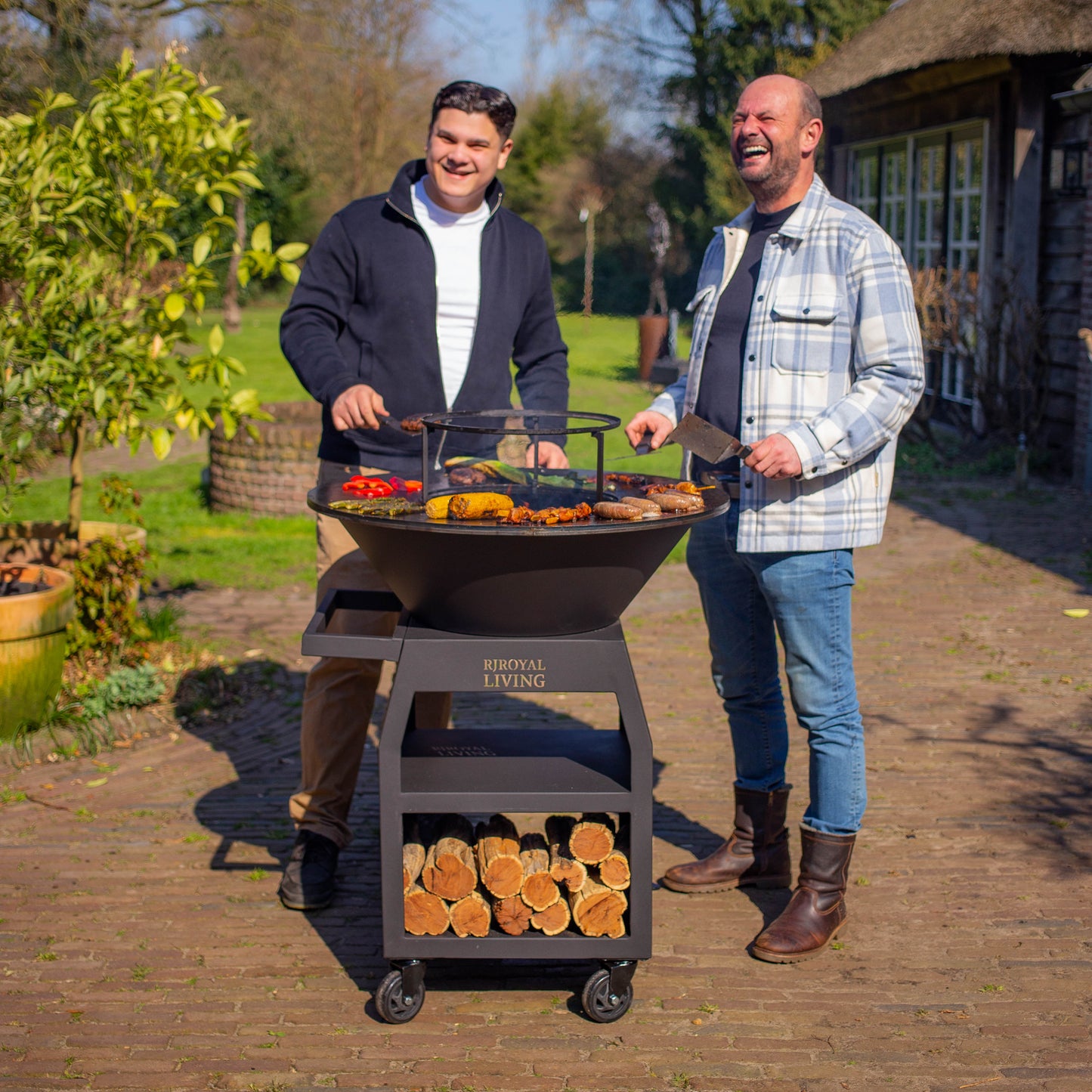 Barbecue Plancha Grill Maestro XXL Ø80cm Blackline - Avec tisonnier et rangement pour le bois