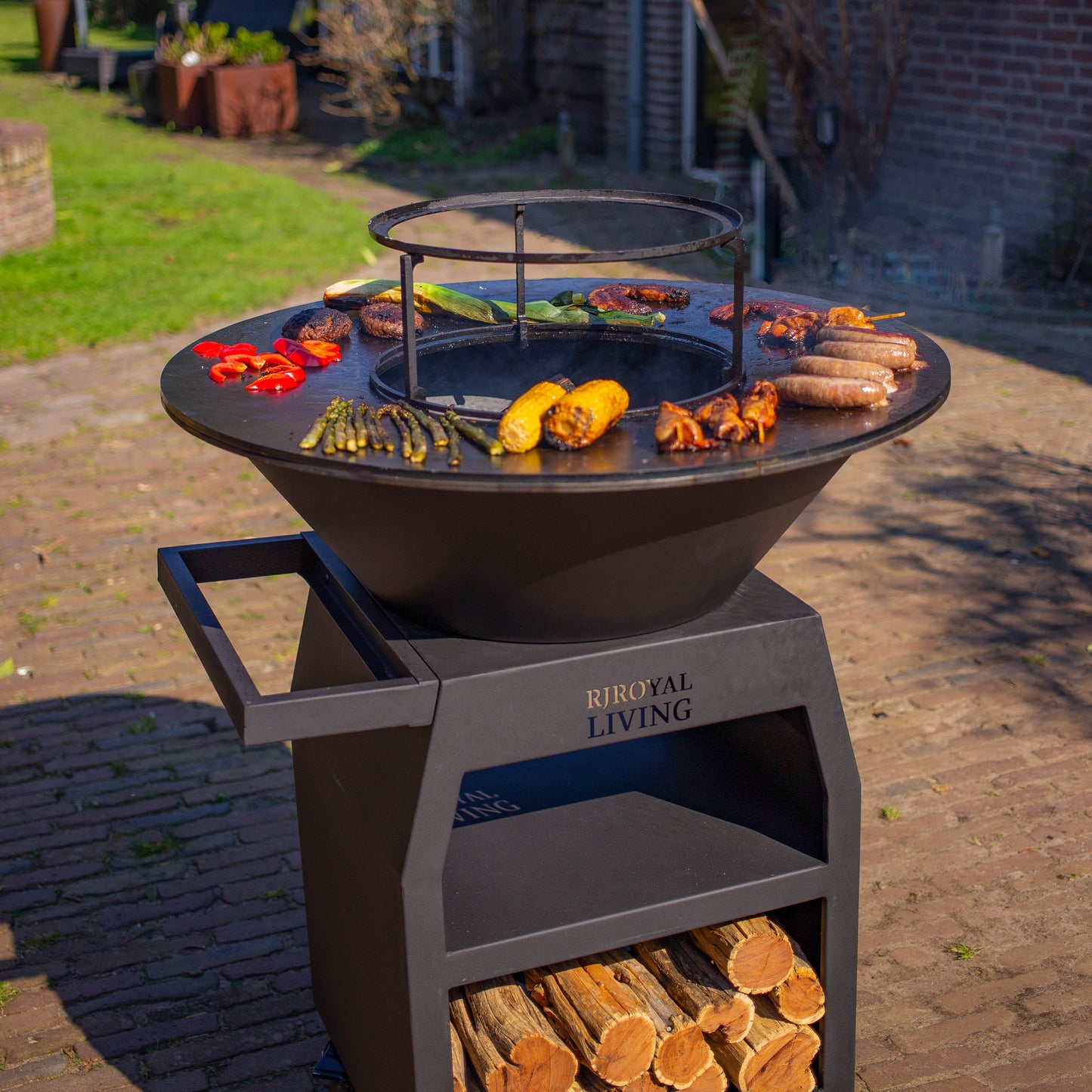 Barbecue Plancha Grill Maestro XXL Ø80cm Blackline - Avec tisonnier et rangement pour le bois